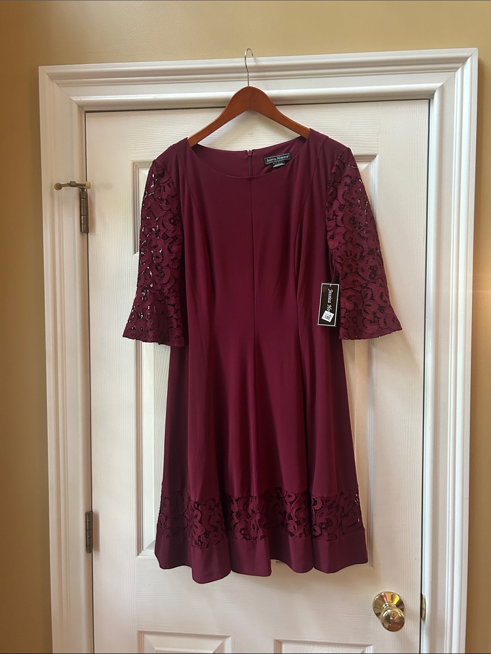 NWT Jessica Howard Burgundy Lace Sleeve Midi Dress